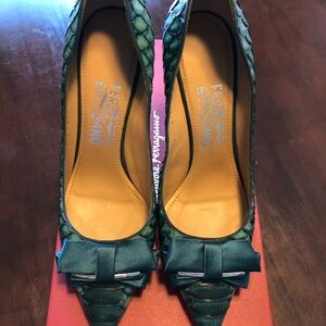 Salvatore Ferragamo Teal Textured Heels